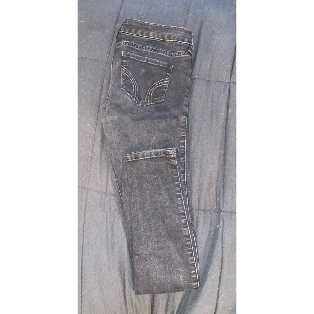 Hollister Super Skinny Low Rise Jean (5S)